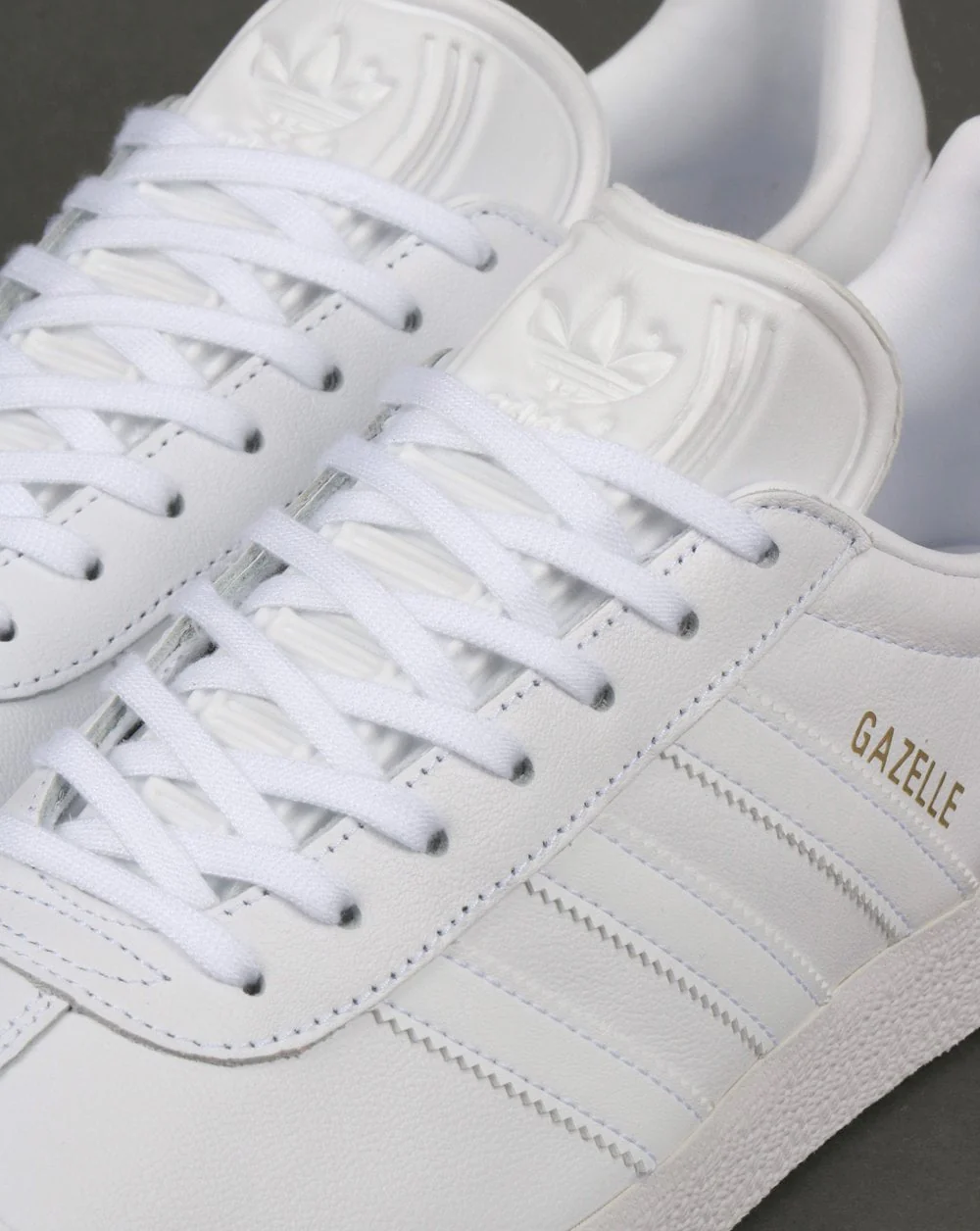 Adidas Gazelle Leather Trainers in White - Image 4