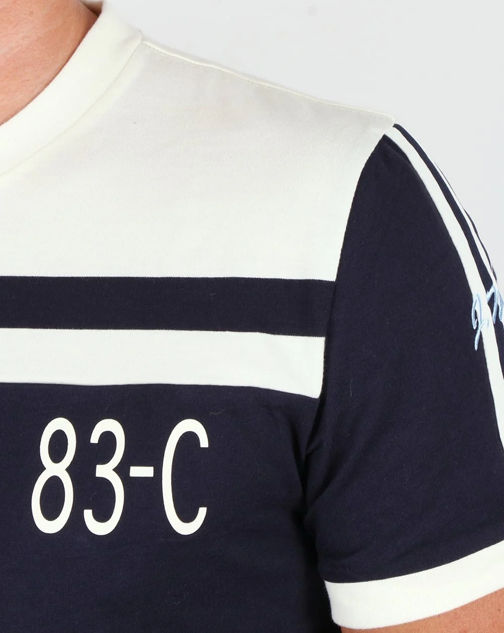 Adidas Originals 83-C T-shirt Navy/Off White - Image 2