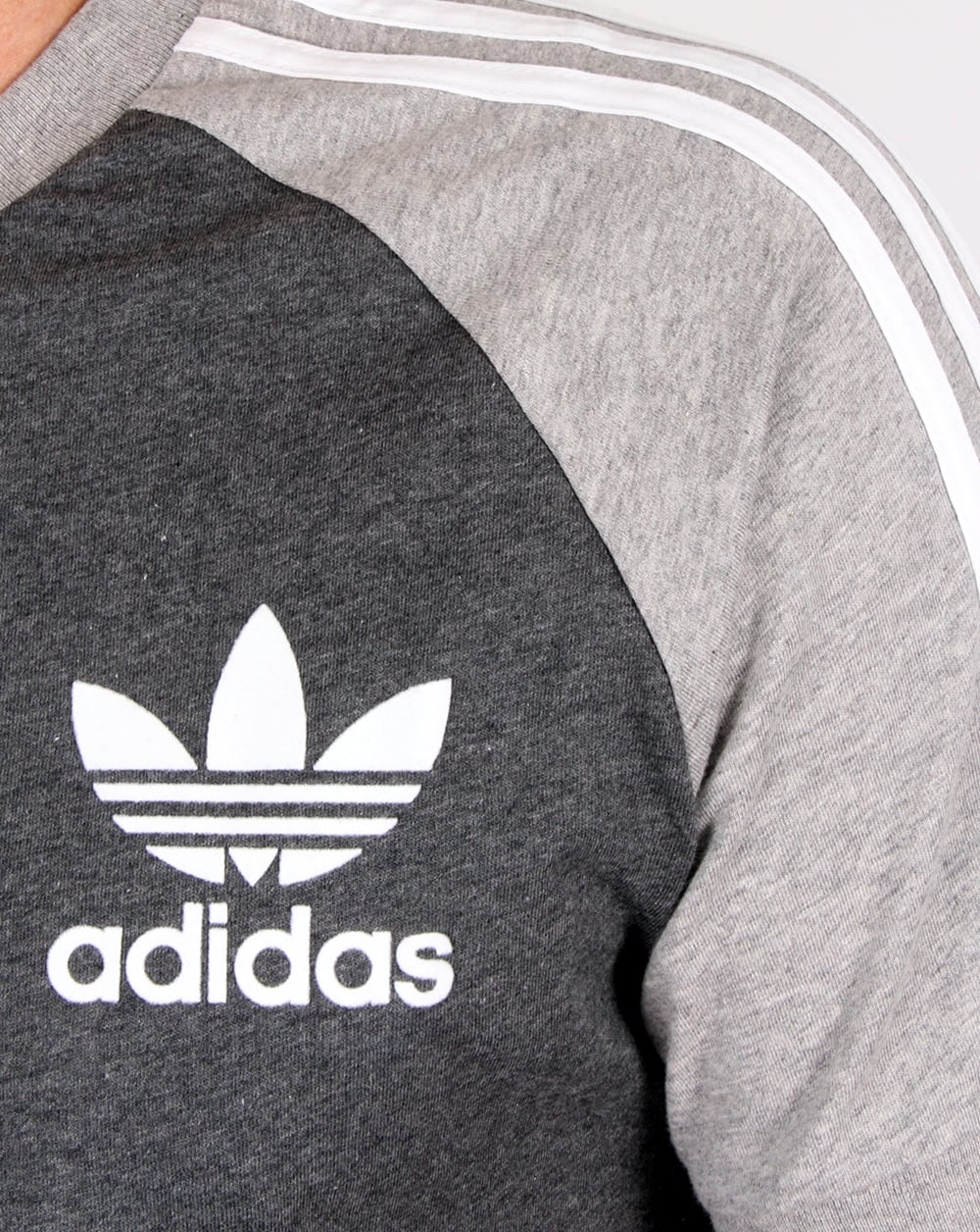 Adidas Originals Retro 3 Stripe T-shirt Dark Grey/light Grey - Image 2