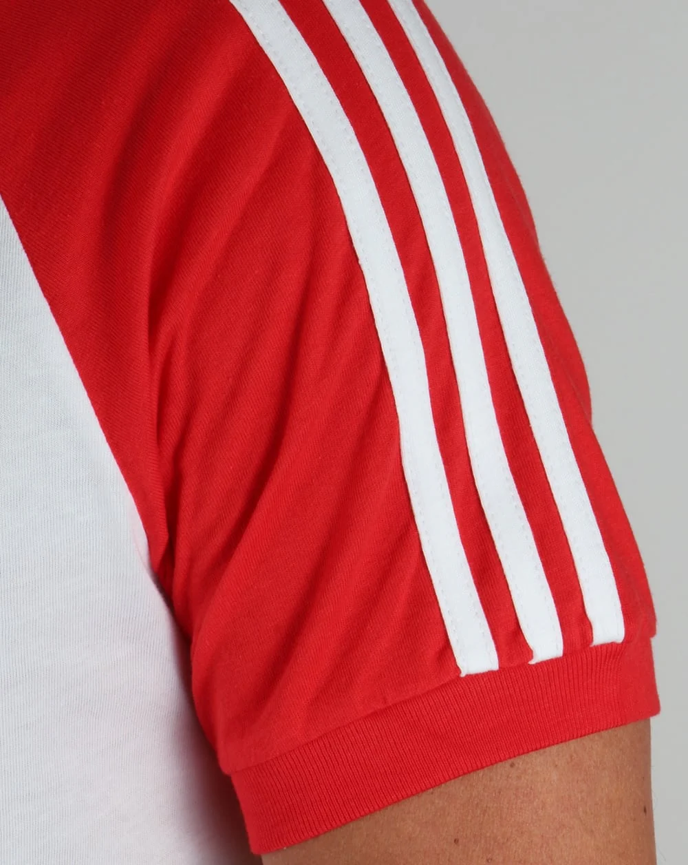Adidas Originals Retro 3 Stripe T-shirt White/Red - Image 3