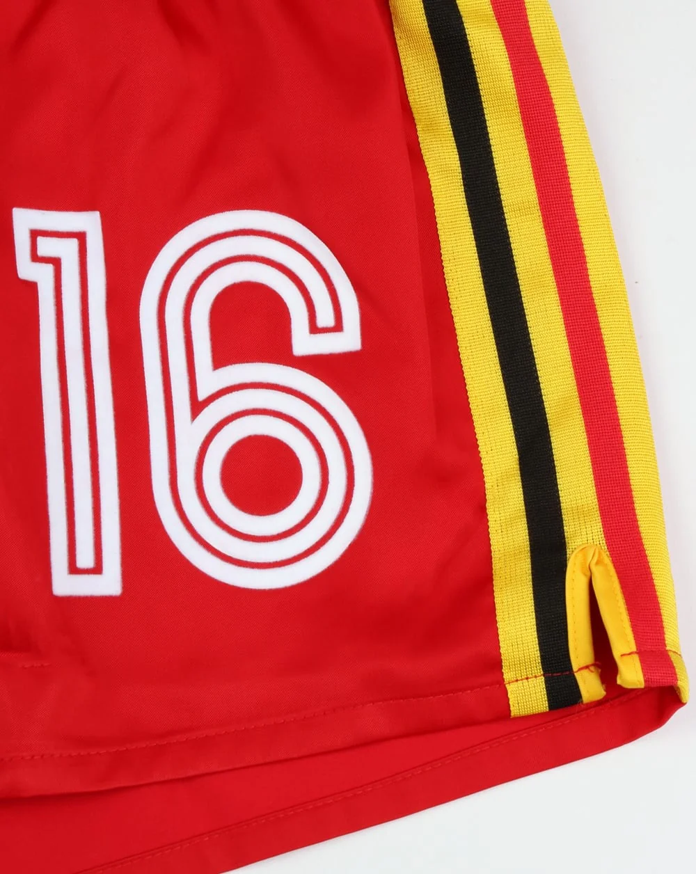 Adidas Originals Shorts Victory Red - Image 2