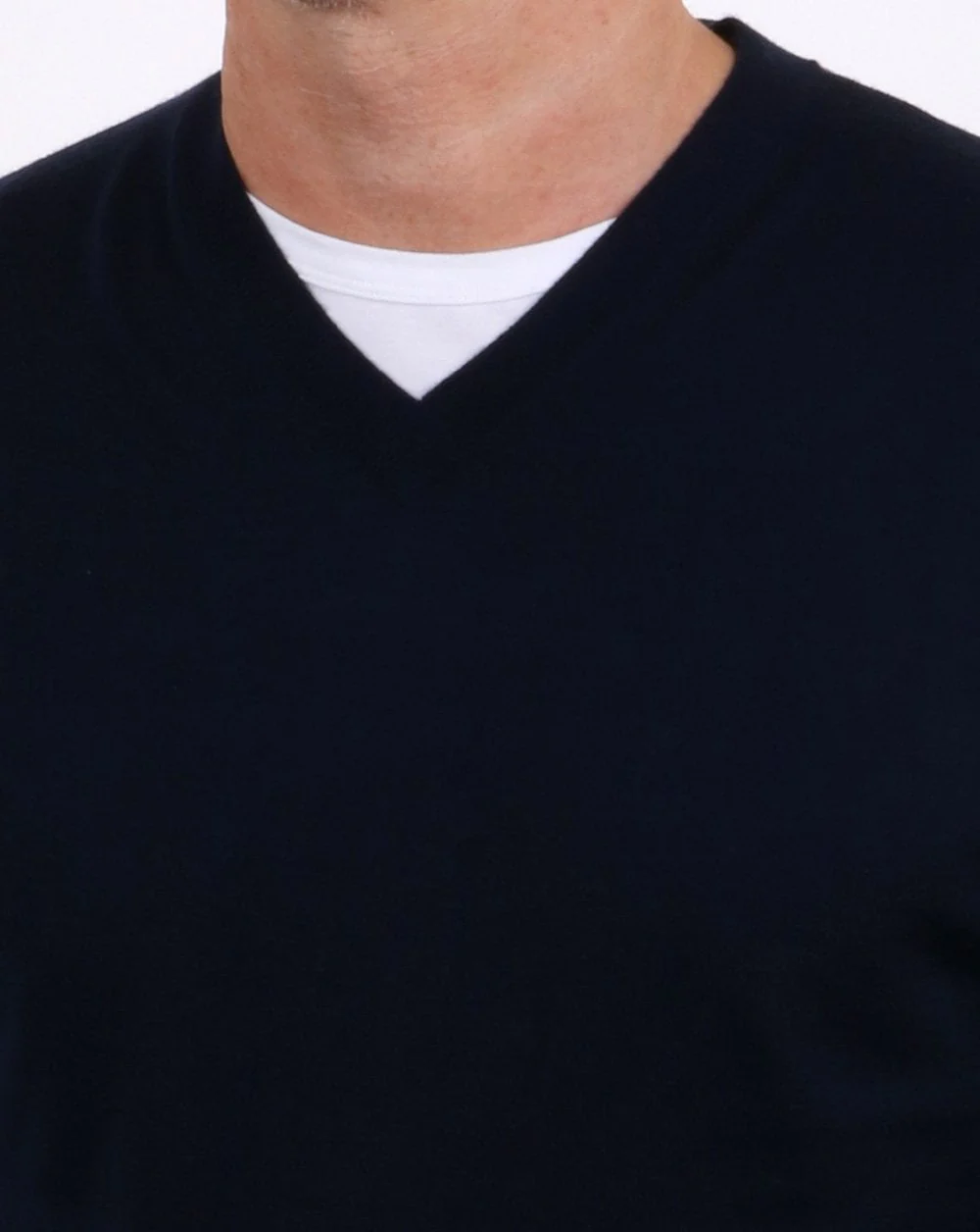 Aquascutum Helm Merino V Neck Navy - Image 4