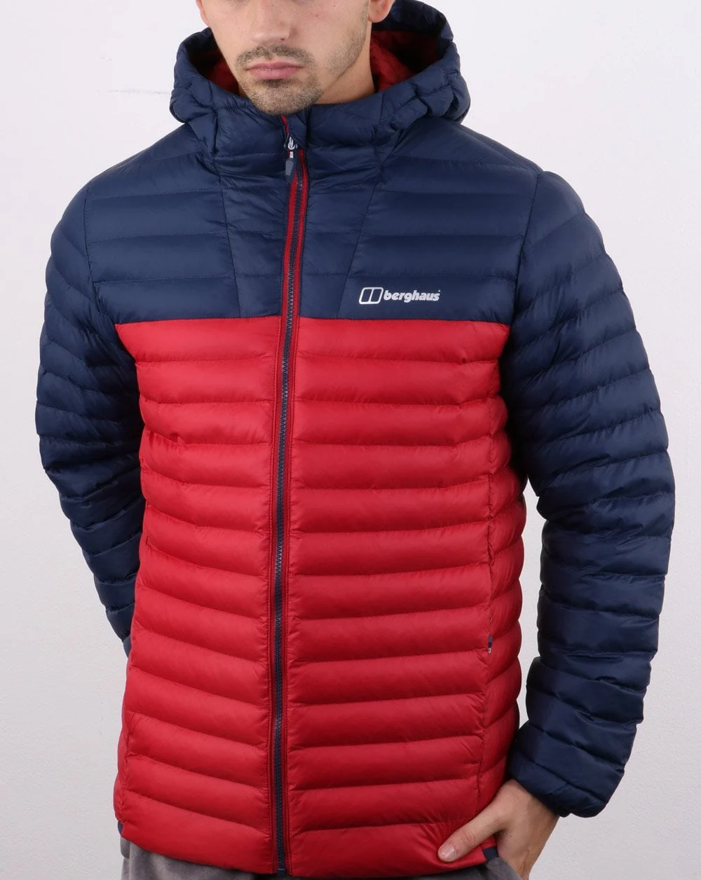 Berghaus Vaskye Jacket Red and Navy - Image 2