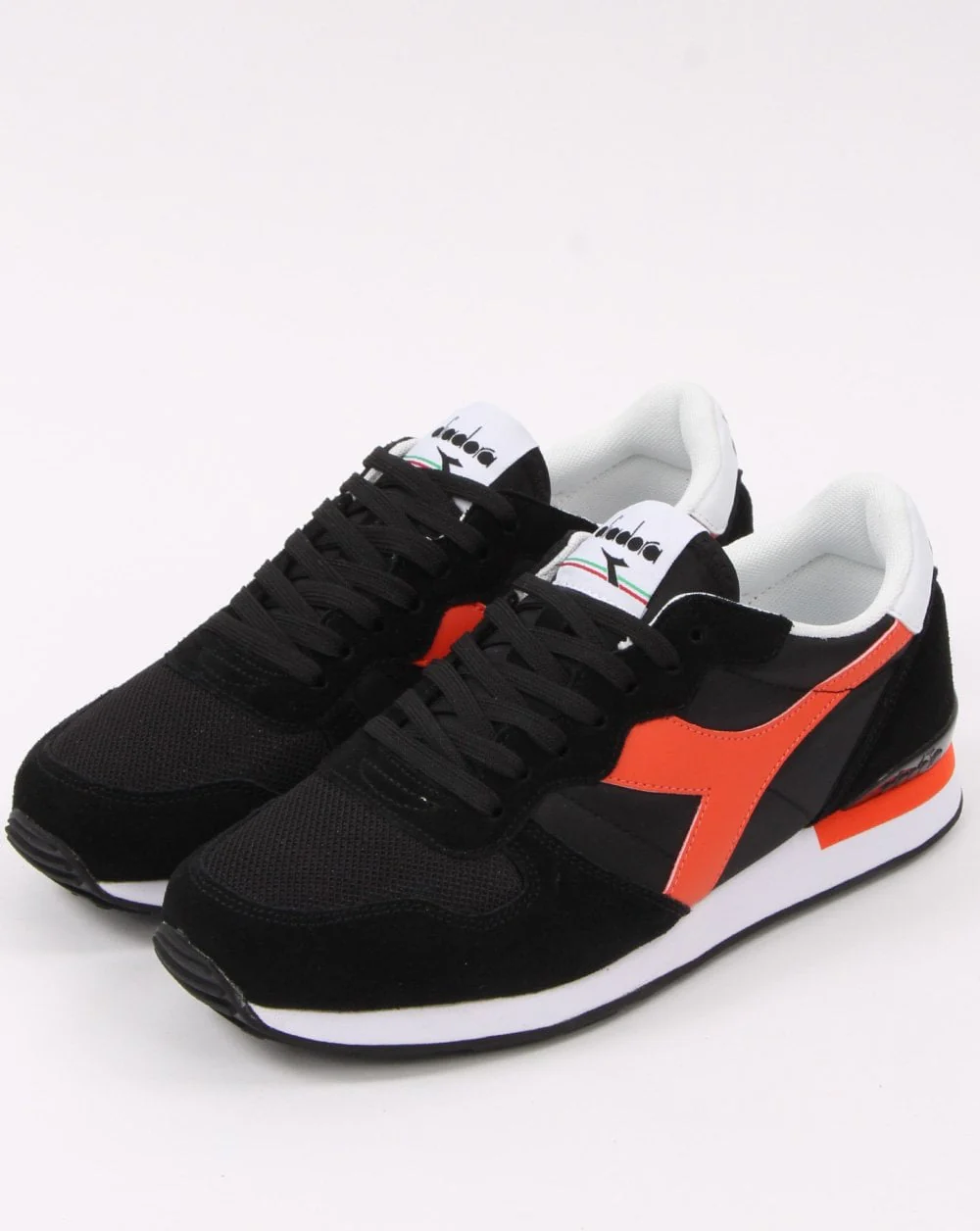 Diadora Camaro Trainers Black/Red - Image 3