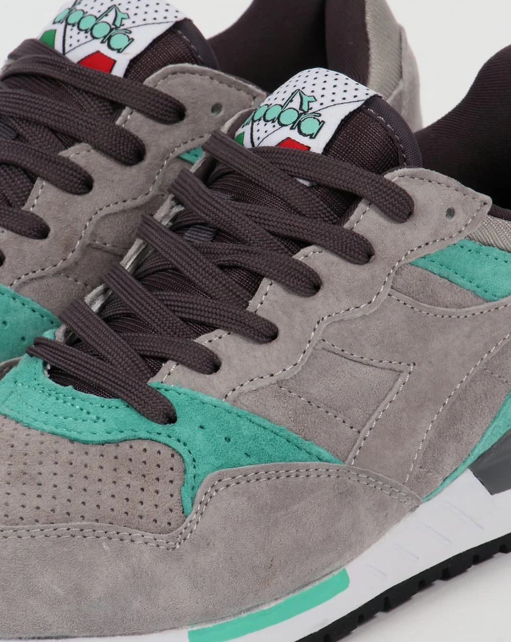 Diadora Intrepid Premium Trainers Grey Ash Dust - Image 4