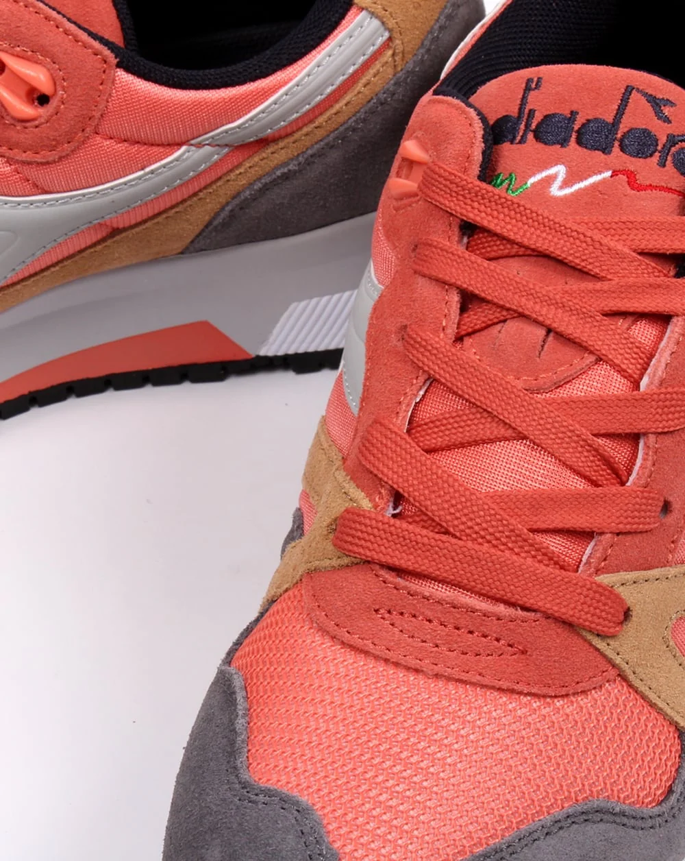 Diadora N9000 Nyl Ii Trainers Coral/grey - Image 4
