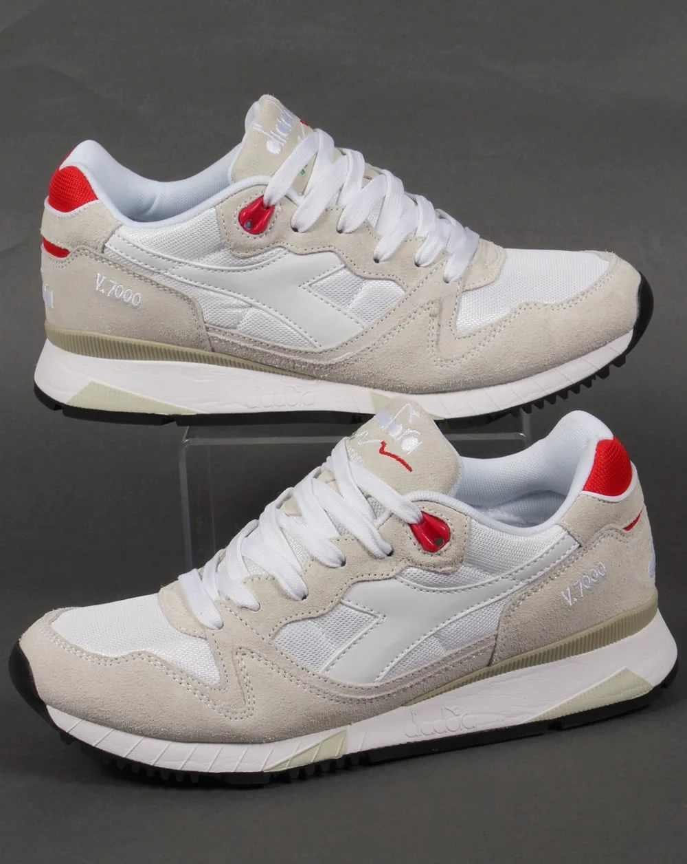 Diadora V7000 NYL II Trainers White/Red