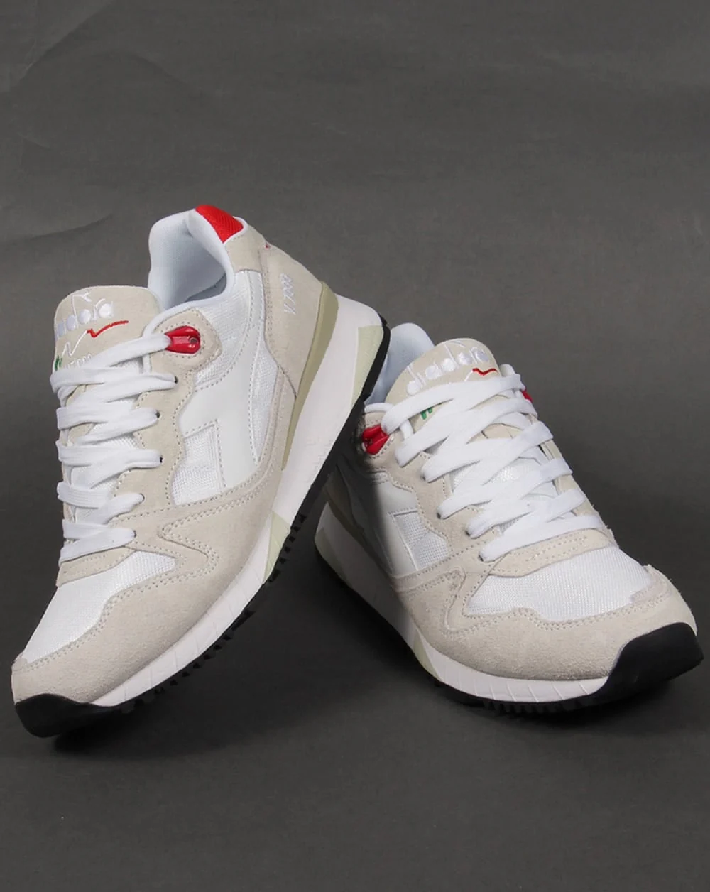 Diadora V7000 NYL II Trainers White/Red - Image 3