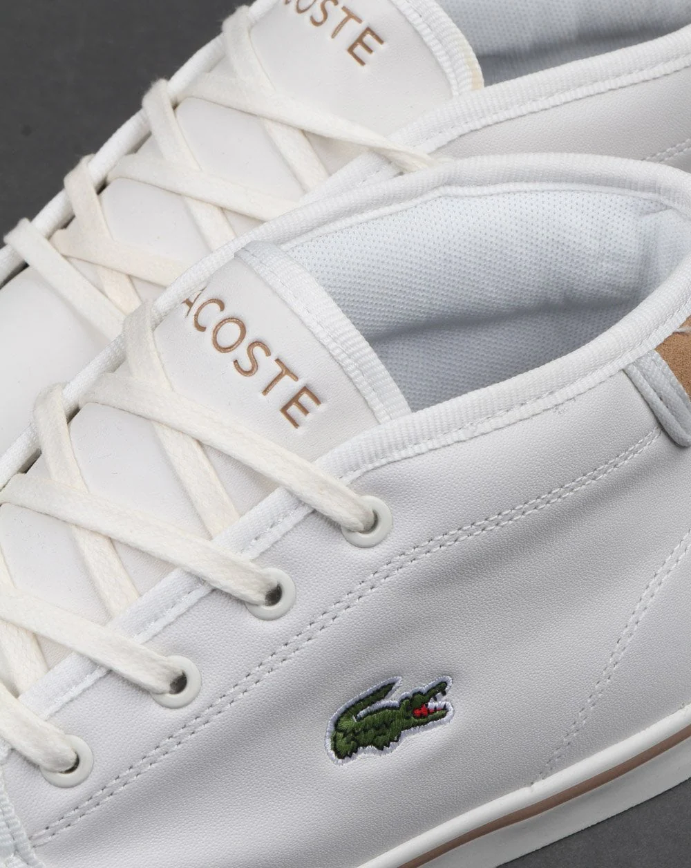 Lacoste Ampthill Leather Trainer Off White/tan - Image 4