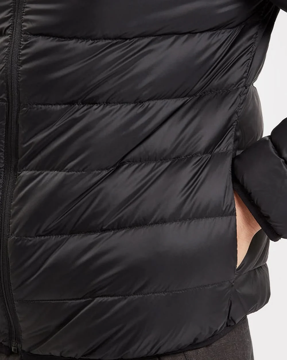 Lyle And Scott Lightweight Puffer Jacket Black - Image 3