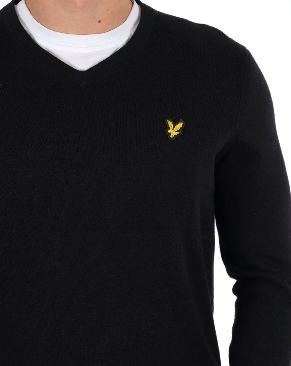 Lyle & Scott Cotton Merino V Neck Jumper Jet Black - Image 2
