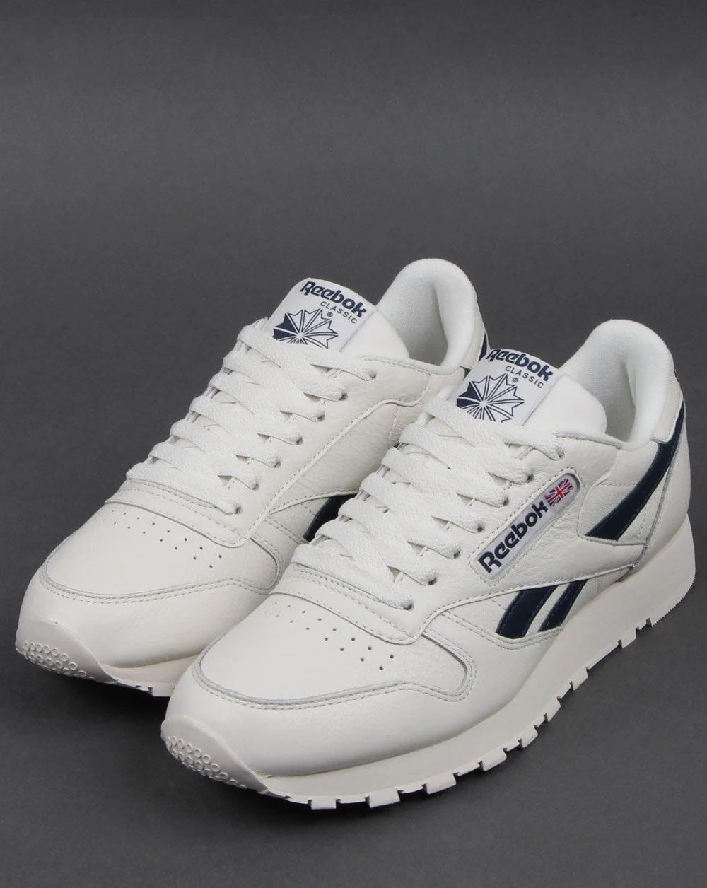 Reebok Classic Leather Trainers Vintage White/Navy - Image 3