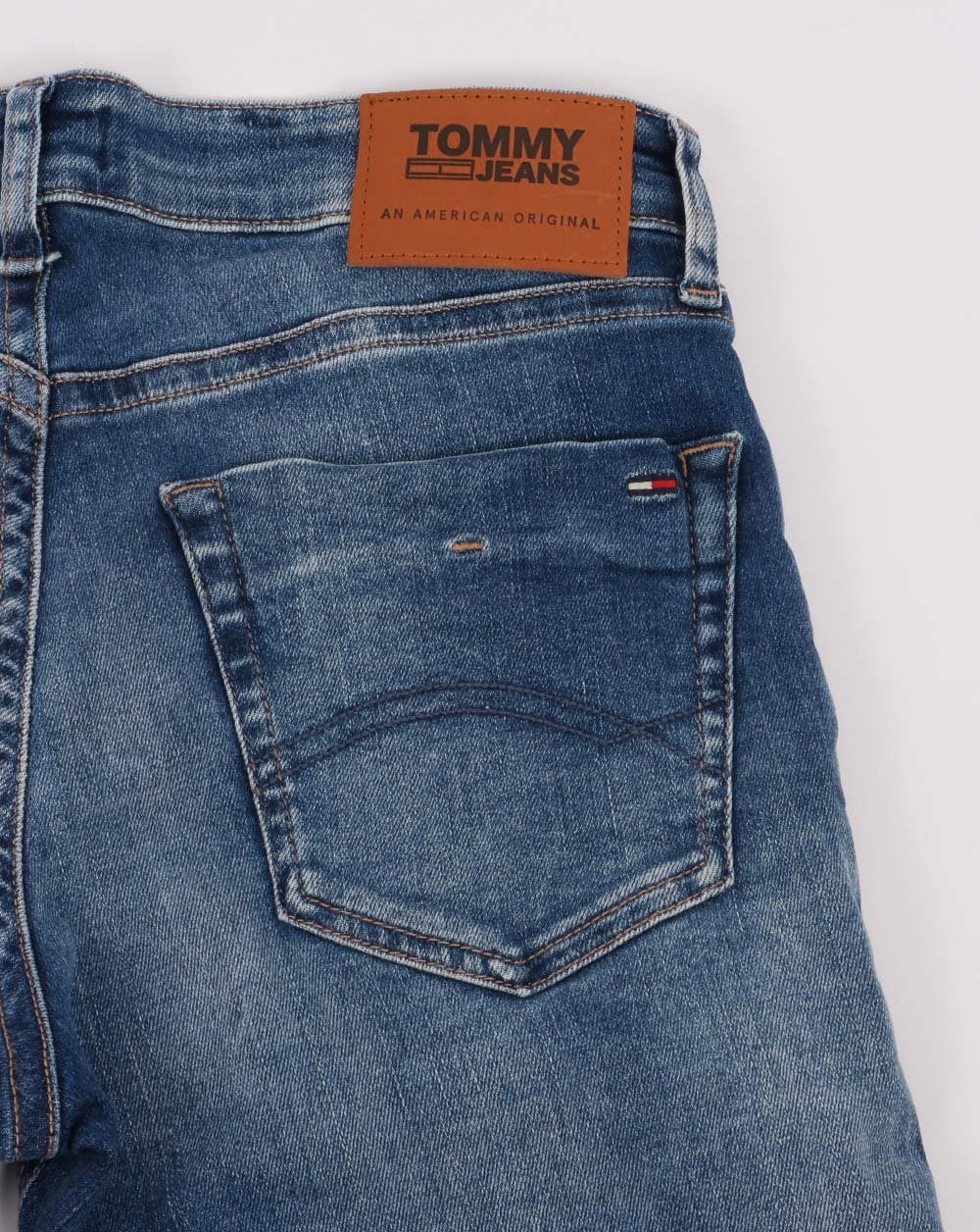 Tommy Hilfiger Scanton Denim Shorts Mid Blue - Image 4