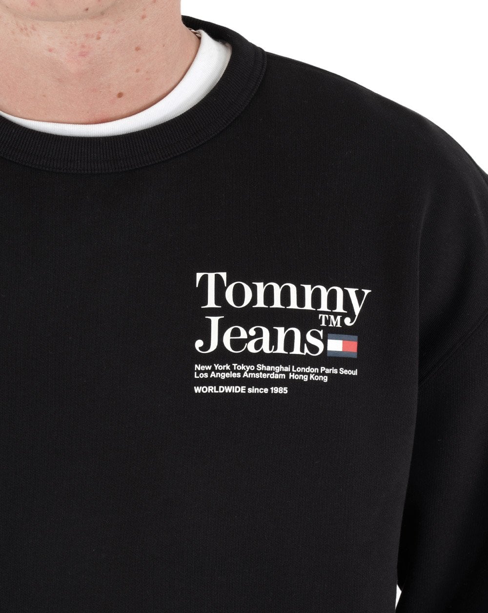 Tommy Hilfiger Text Crew Neck Sweatshirt Black - Image 2