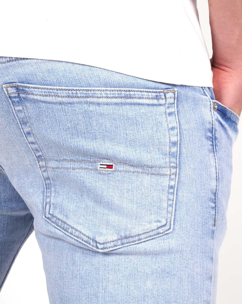 Tommy Jeans Scanton Slim Faded Jeans Denim Light - Image 2