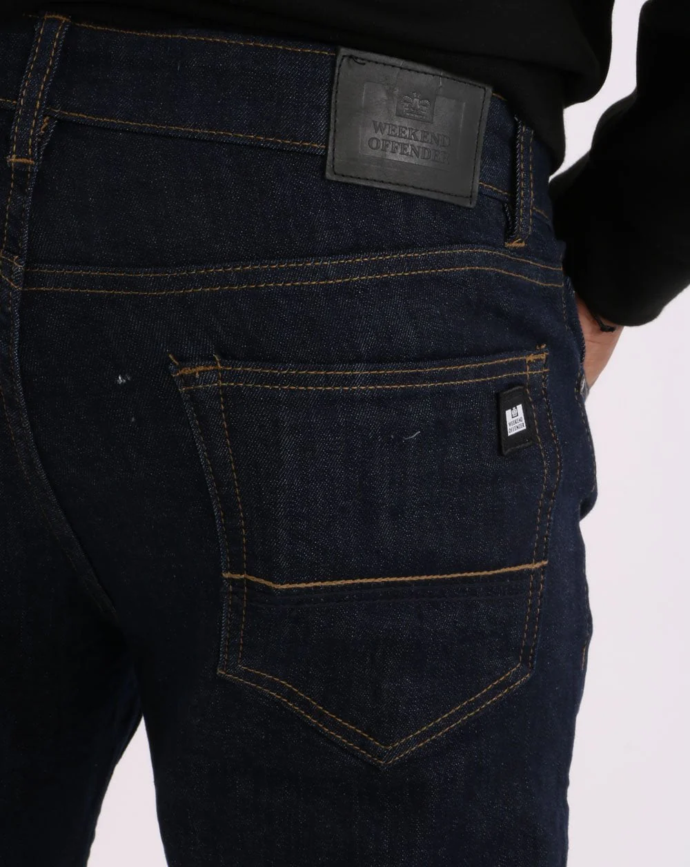 Weekend Offender Easy Fit Jeans Dark Rinse - Image 6